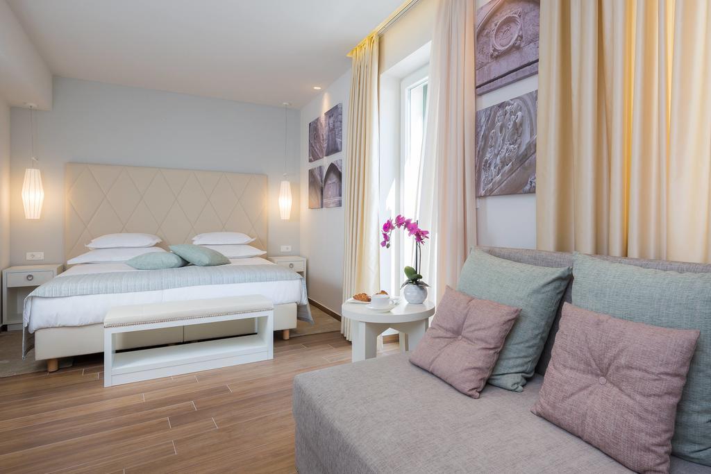 Balatura The Fine Bed&Breakfast Split Kültér fotó